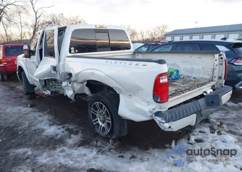 2016 Ford F-250 Lariat z USA, uszkodzony, nr VIN 1FT7W2B67GEA21418